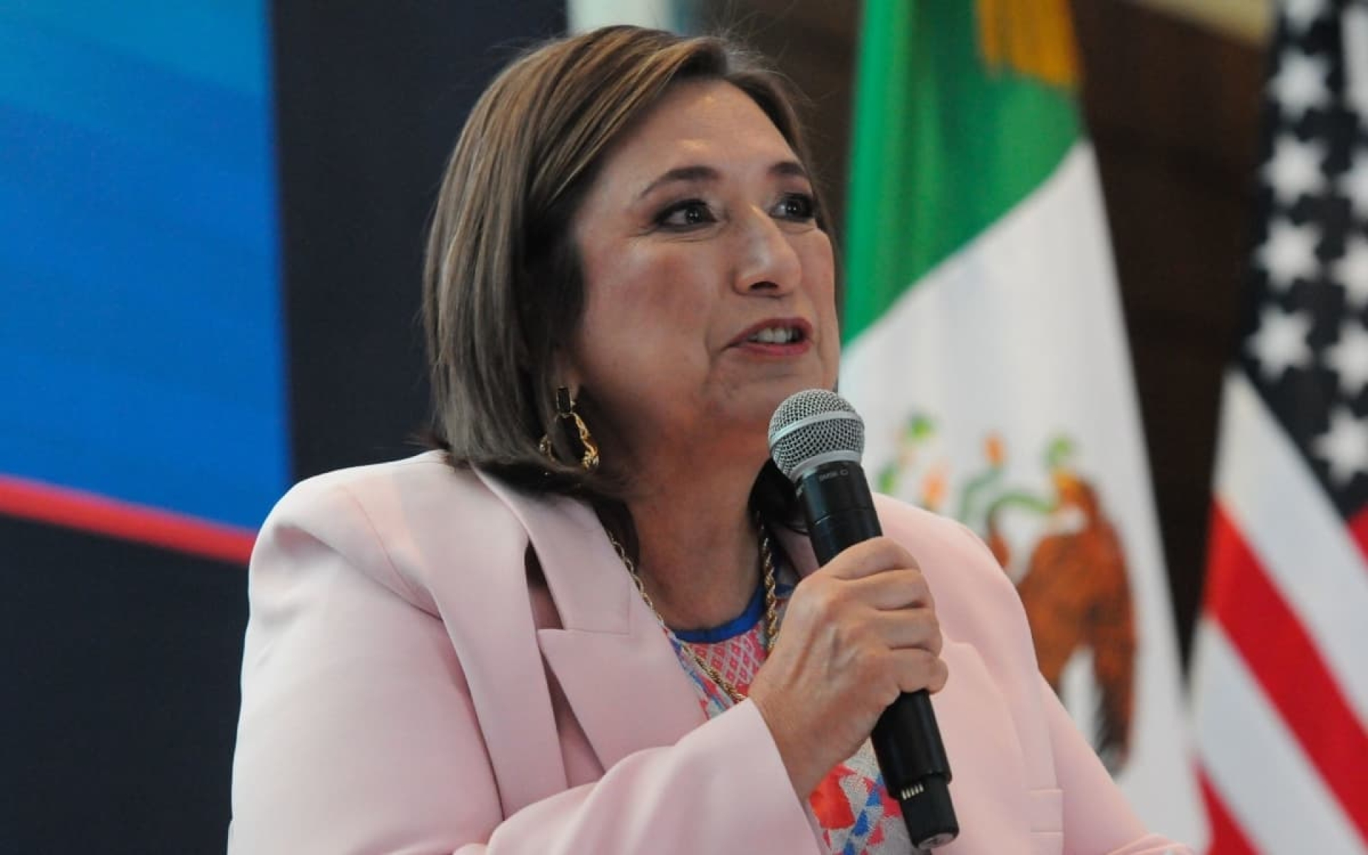 Xóchitl Gálvez arranca sus 'mañaneras'; denuncia aumento de homicidios
