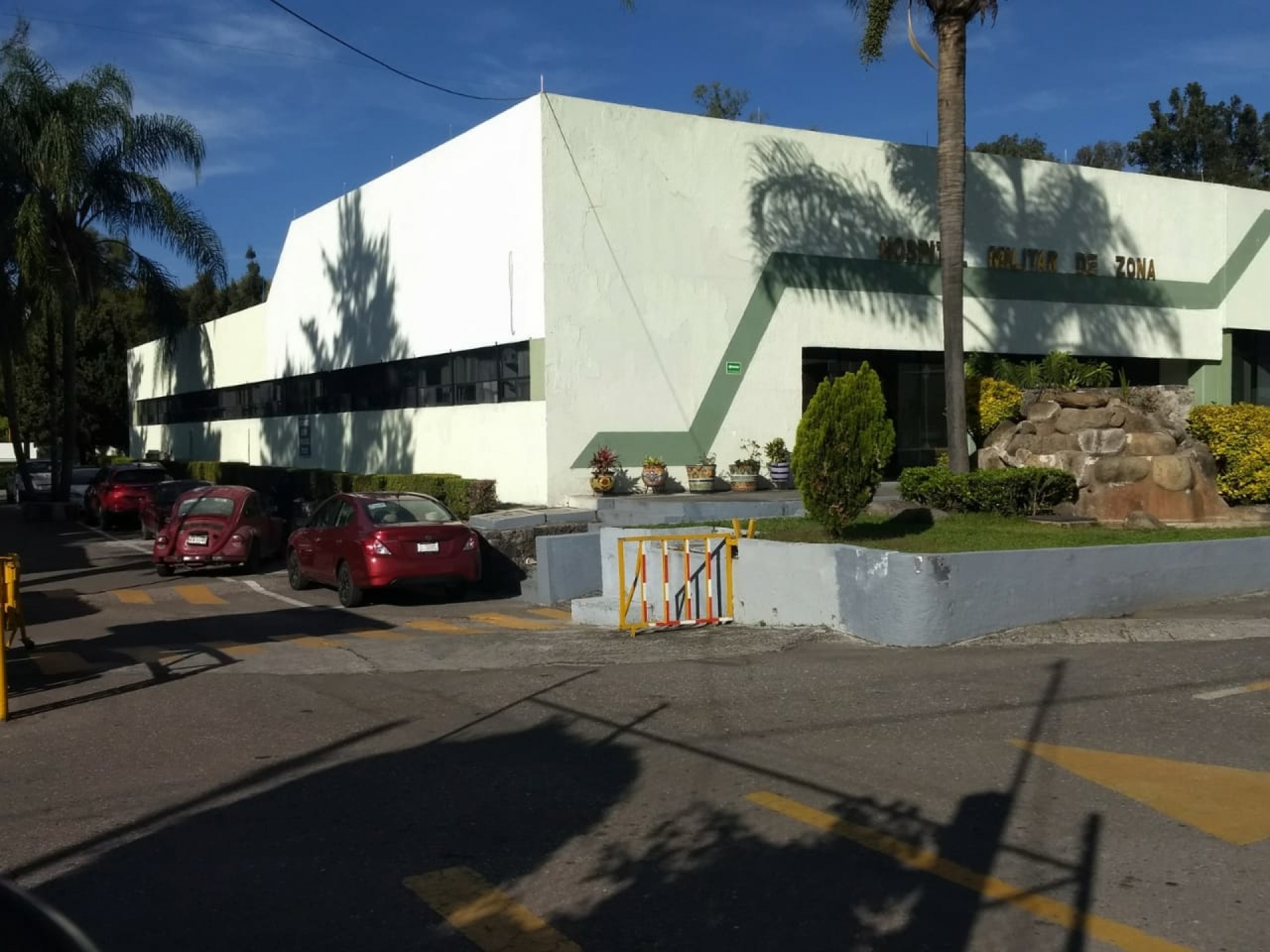 Lesionan a trabajador de un balazo en el rostro
