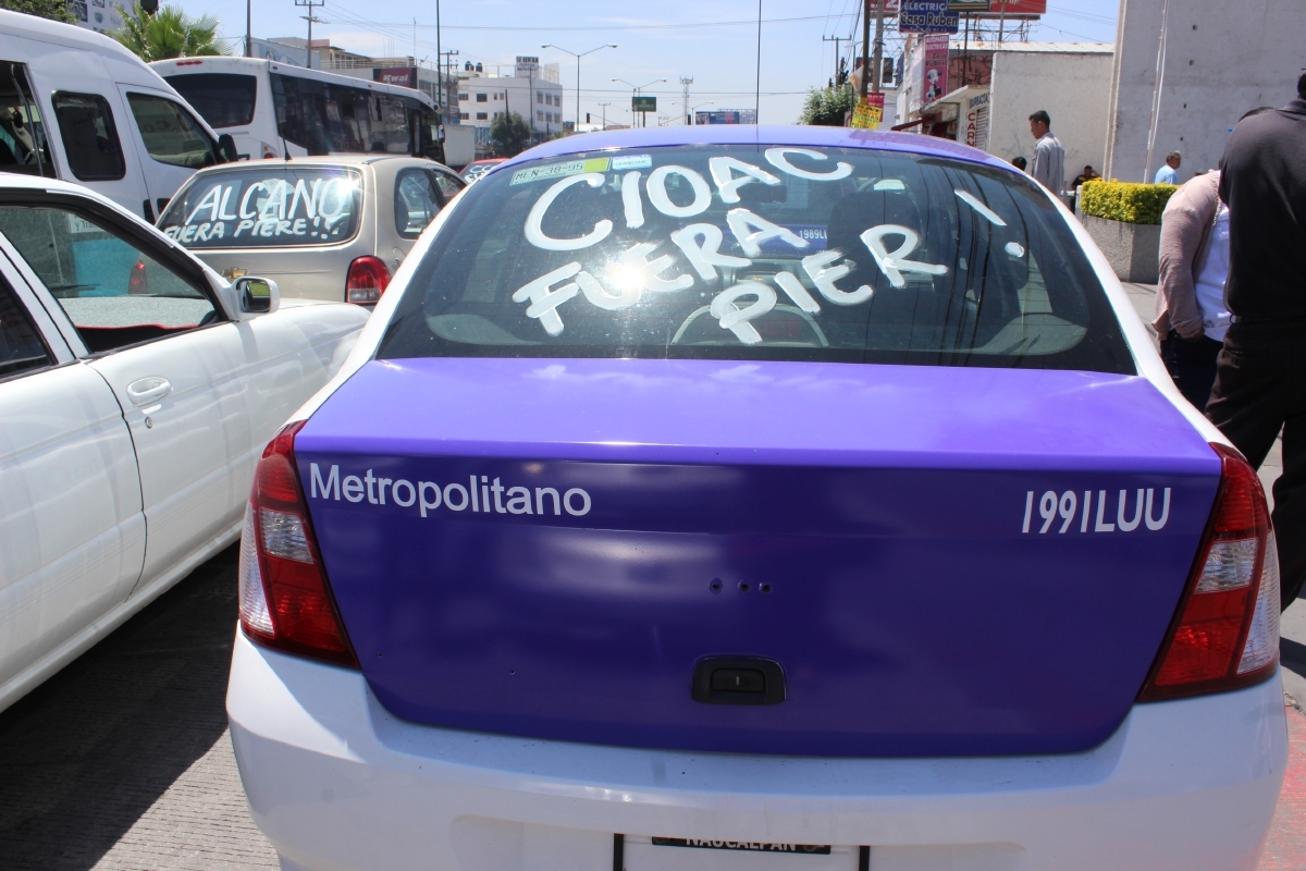 Taxistas temen no recibir concesiones ya pagadas