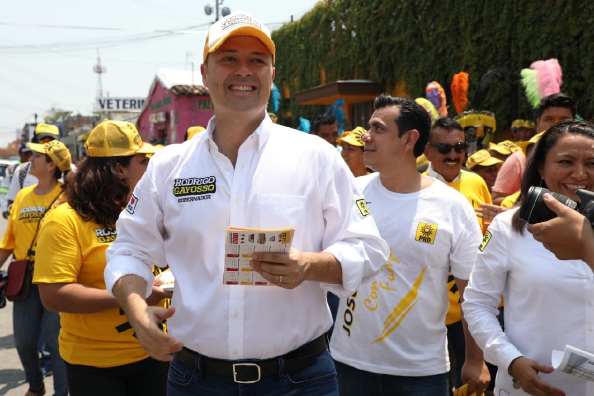 Expone Gayosso su proyecto a comerciantes de Puente de Ixtla