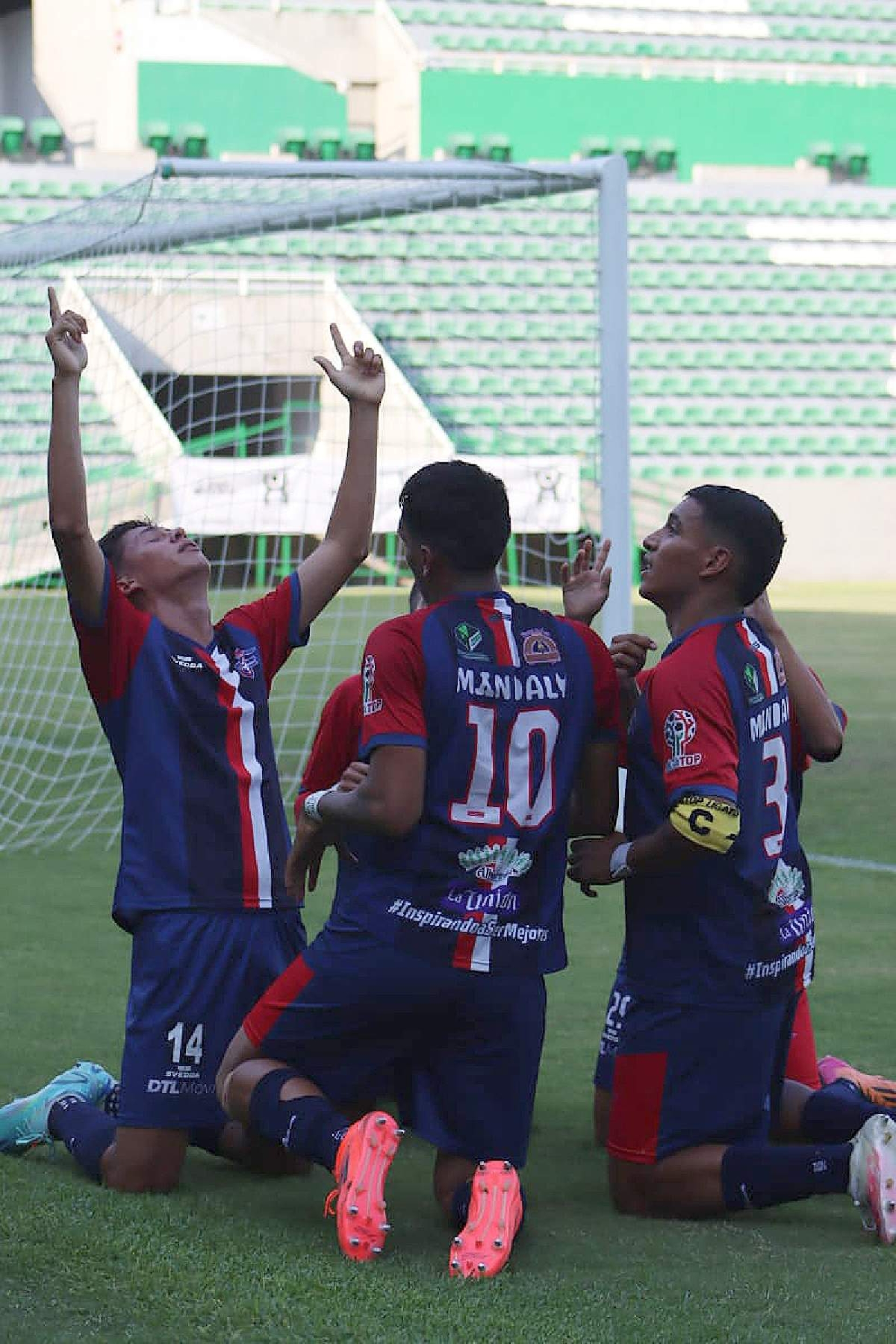 Real Morelos, nuevo líder