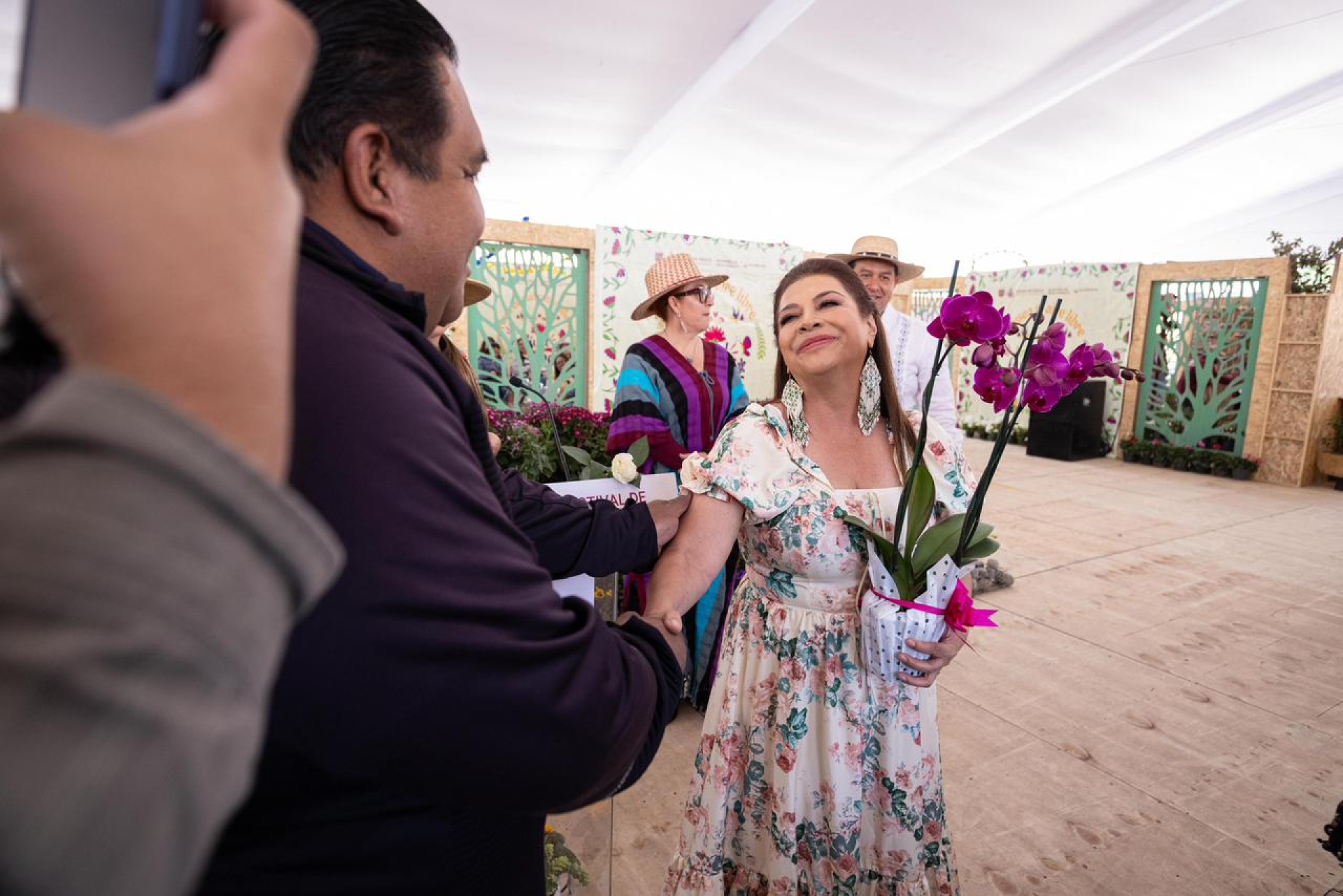 Adquieren un millón de plantas para embellecer CDMX rumbo al Mundial