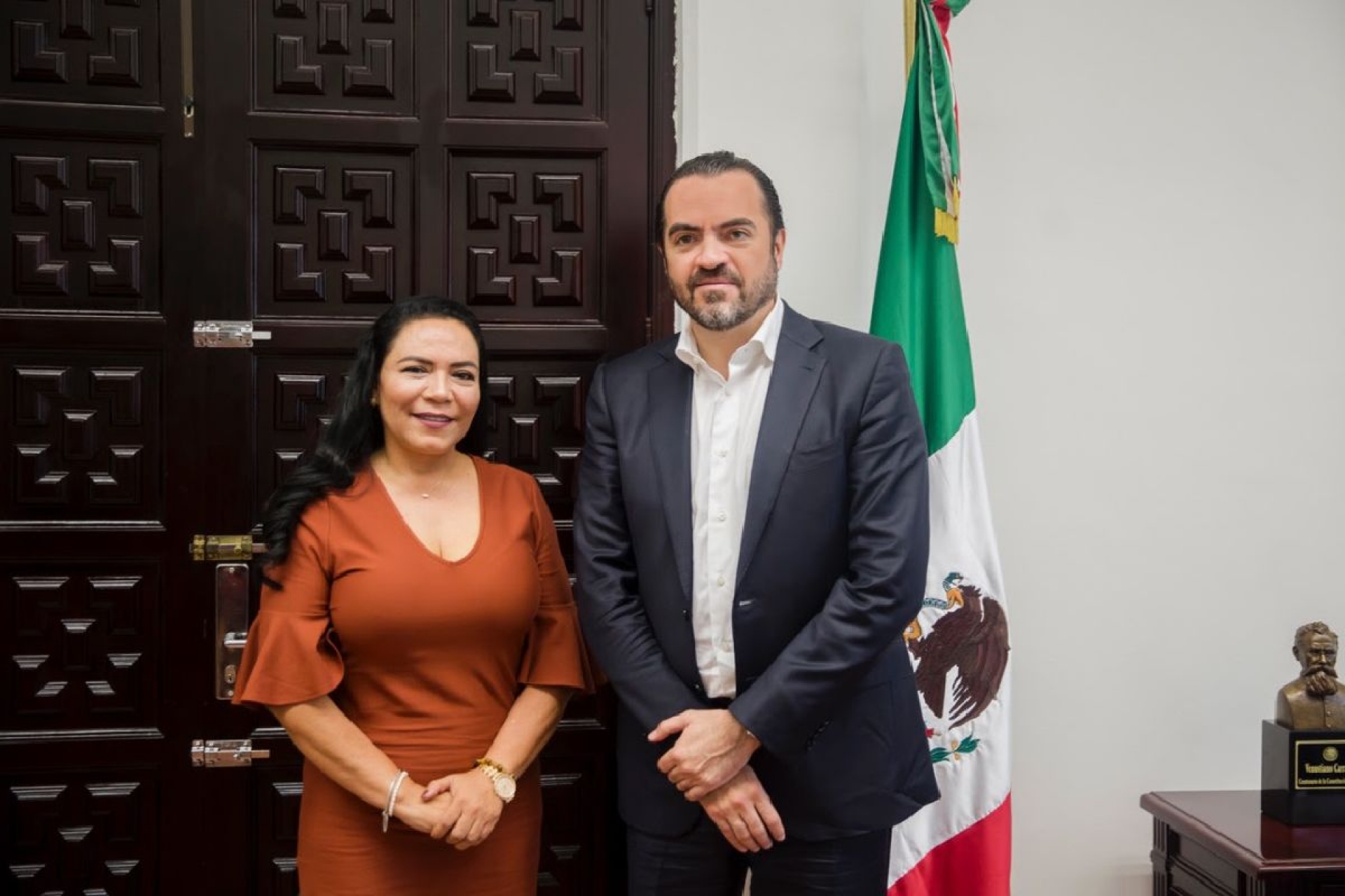 Acuerdan Pablo Ojeda y SNTE atender los derechos laborales de los maestros
