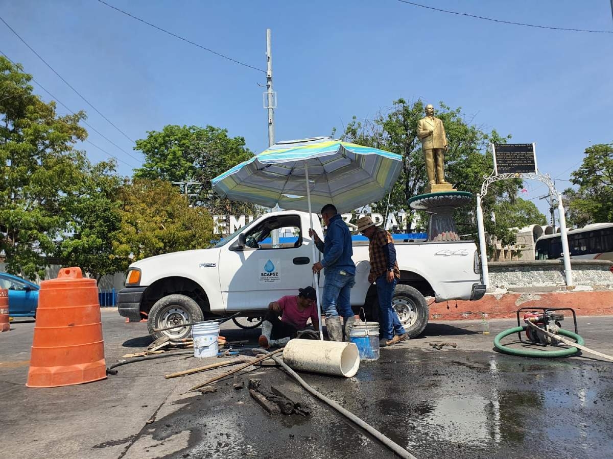 Reanudan abasto de agua en colonia de Zacatepec