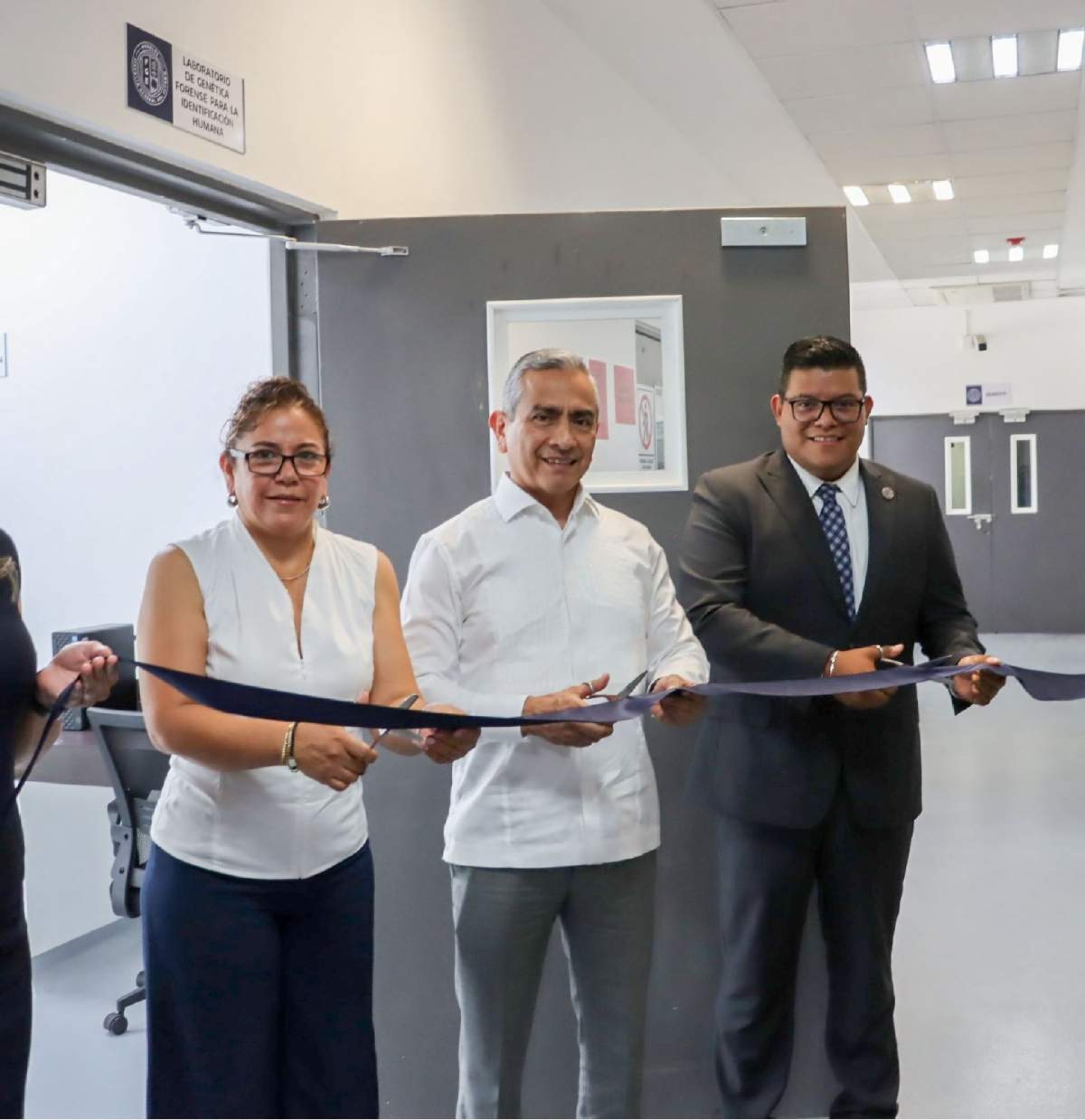 FGE inaugura laboratorio de identificación humana