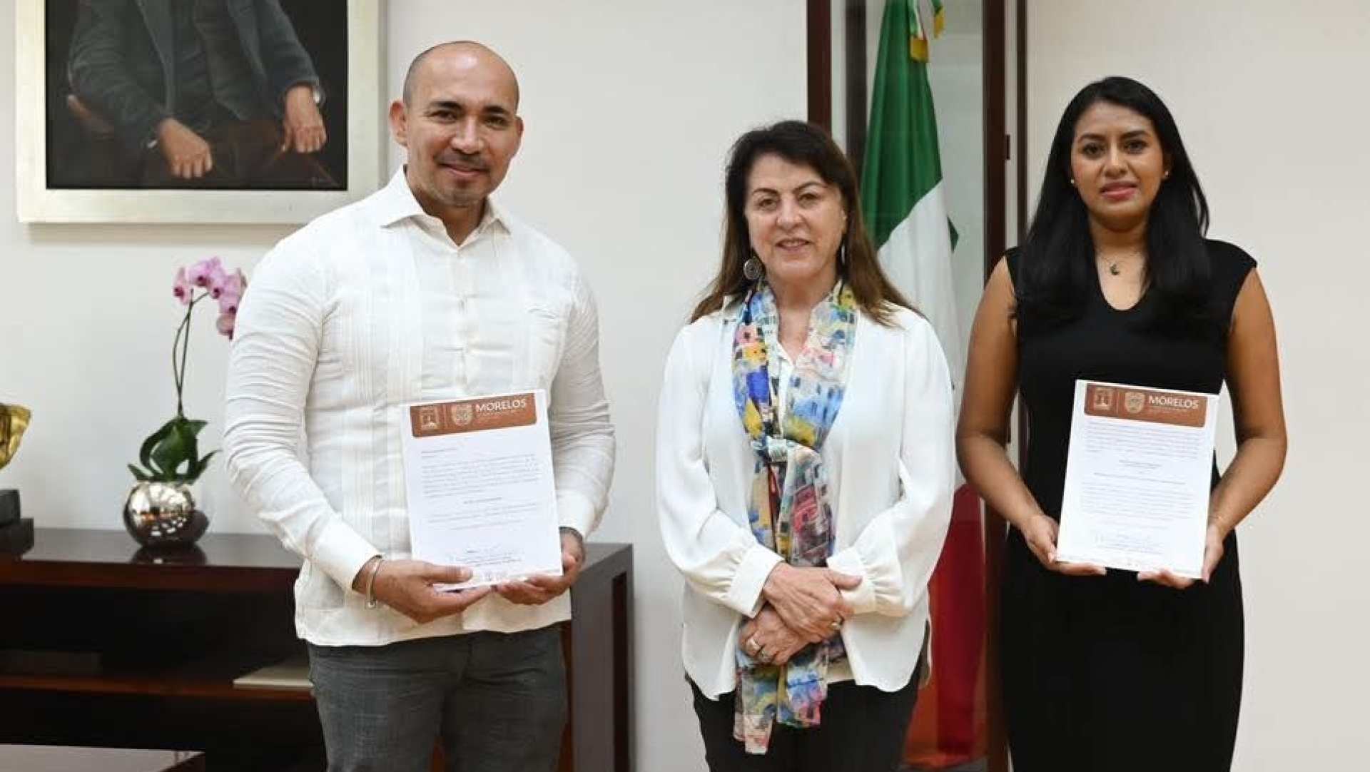 Designa gobernadora de Morelos a quienes estarán al frente de las secretarías de Hacienda y Administración