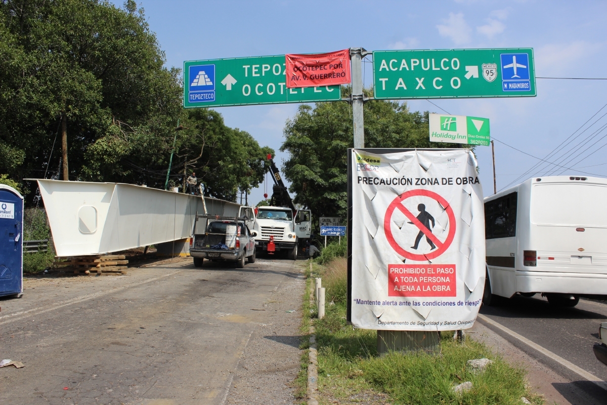Ayudantes municipales exigen liberación de recursos para obras en Cuernavaca