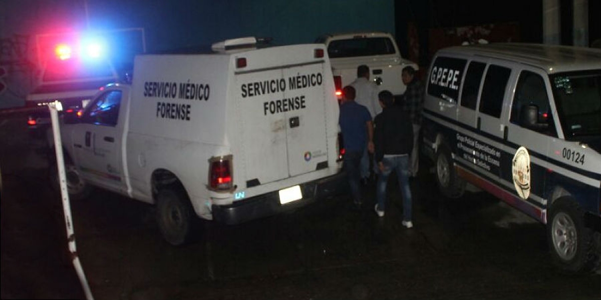 A tiros matan a un hombre y hieren a otro, en Zacatepec