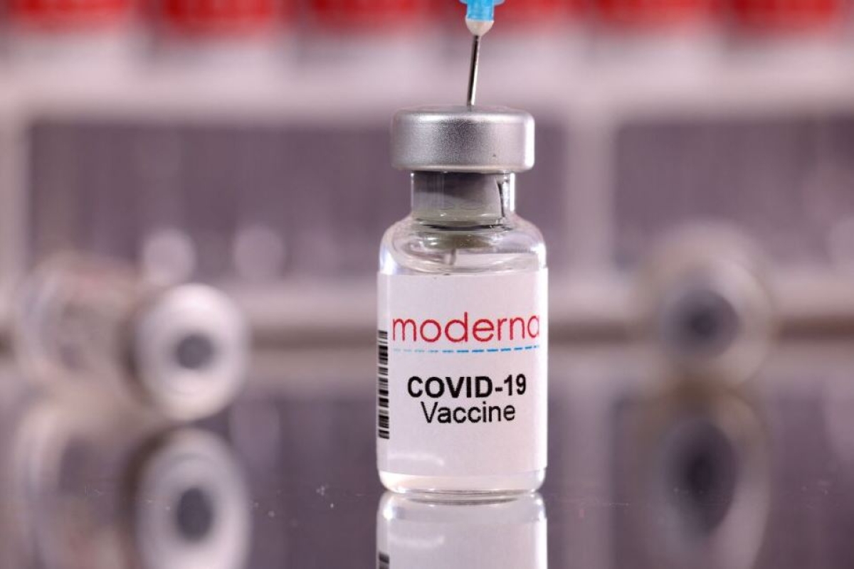 Vacuna de Moderna contra COVID-19 es aprobada por la FDA