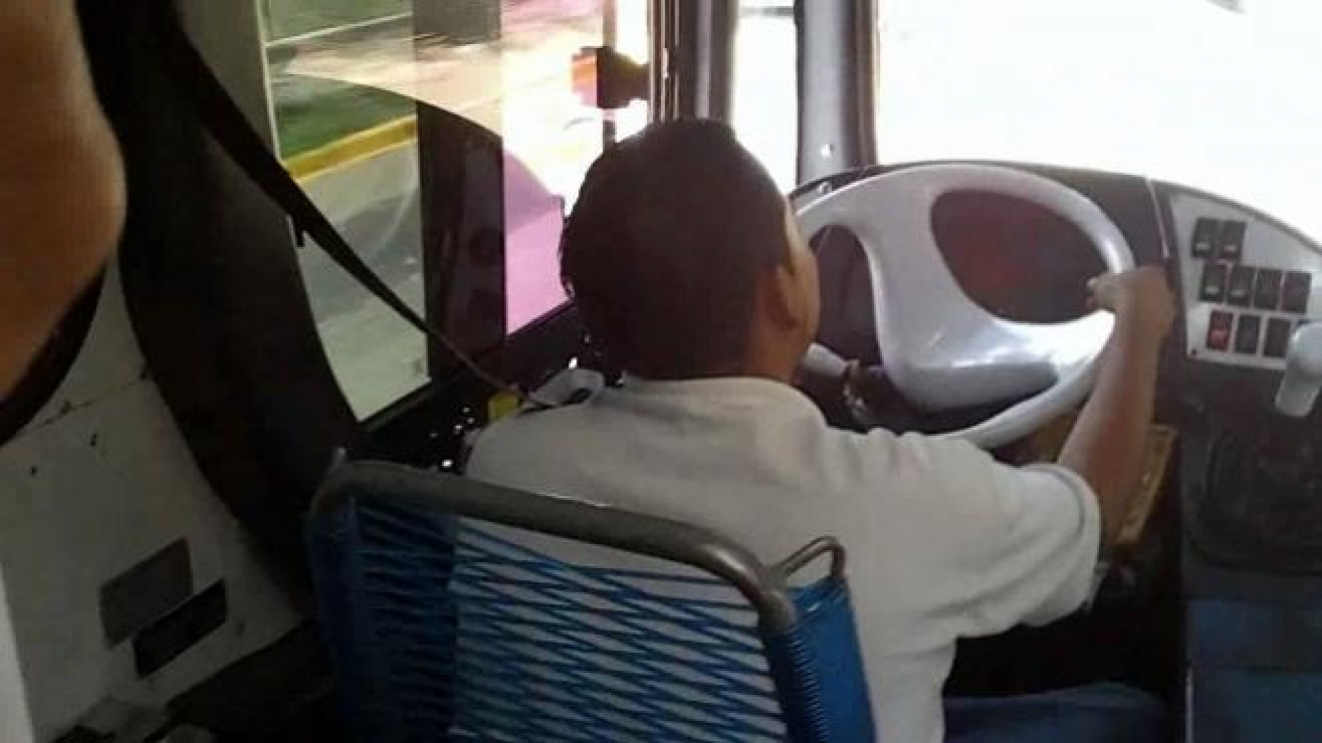 Costosa, la capacitación de choferes del transporte: Lara Alarcón