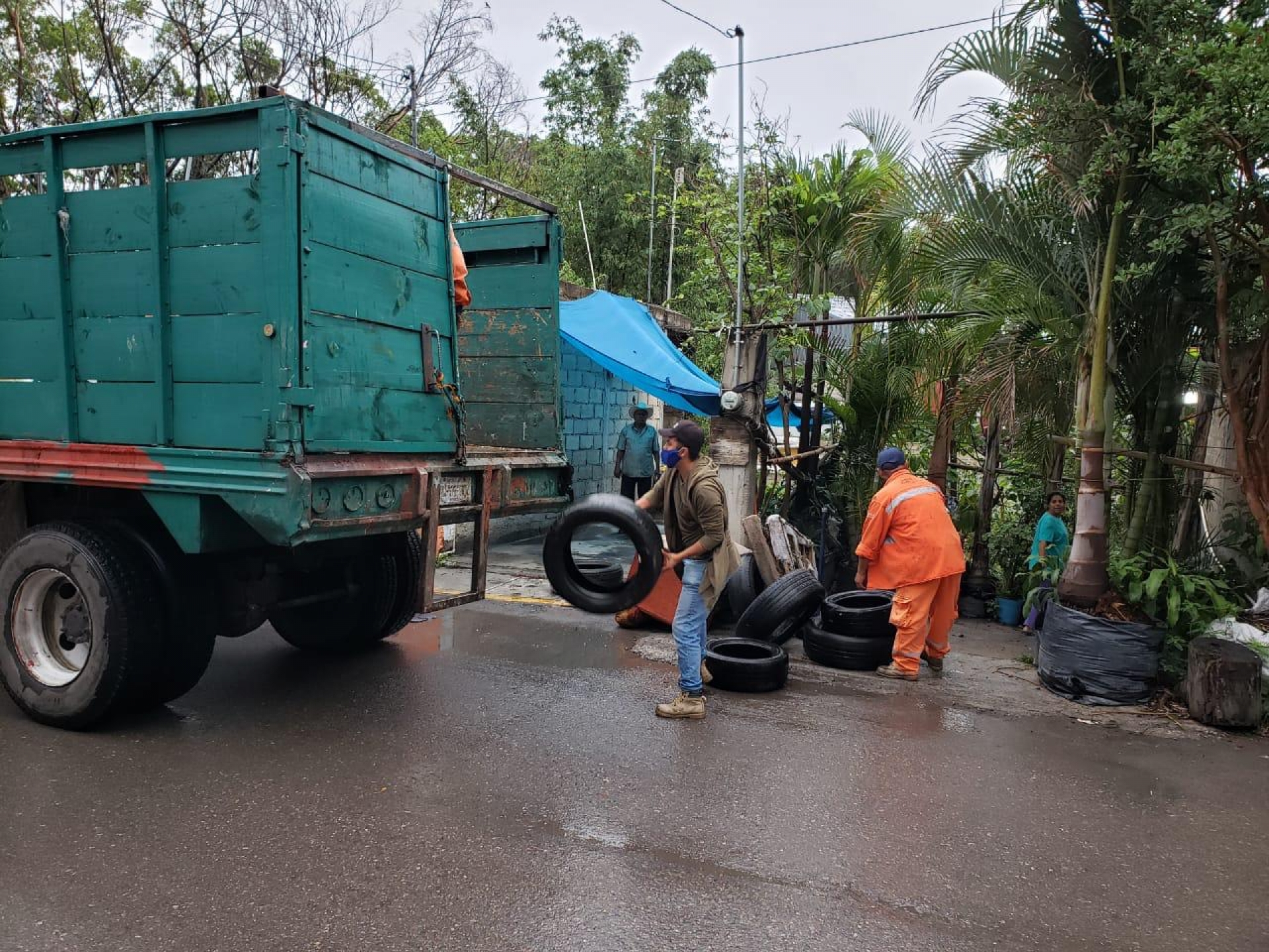 Remueven más de 40 toneladas de "cacharros"