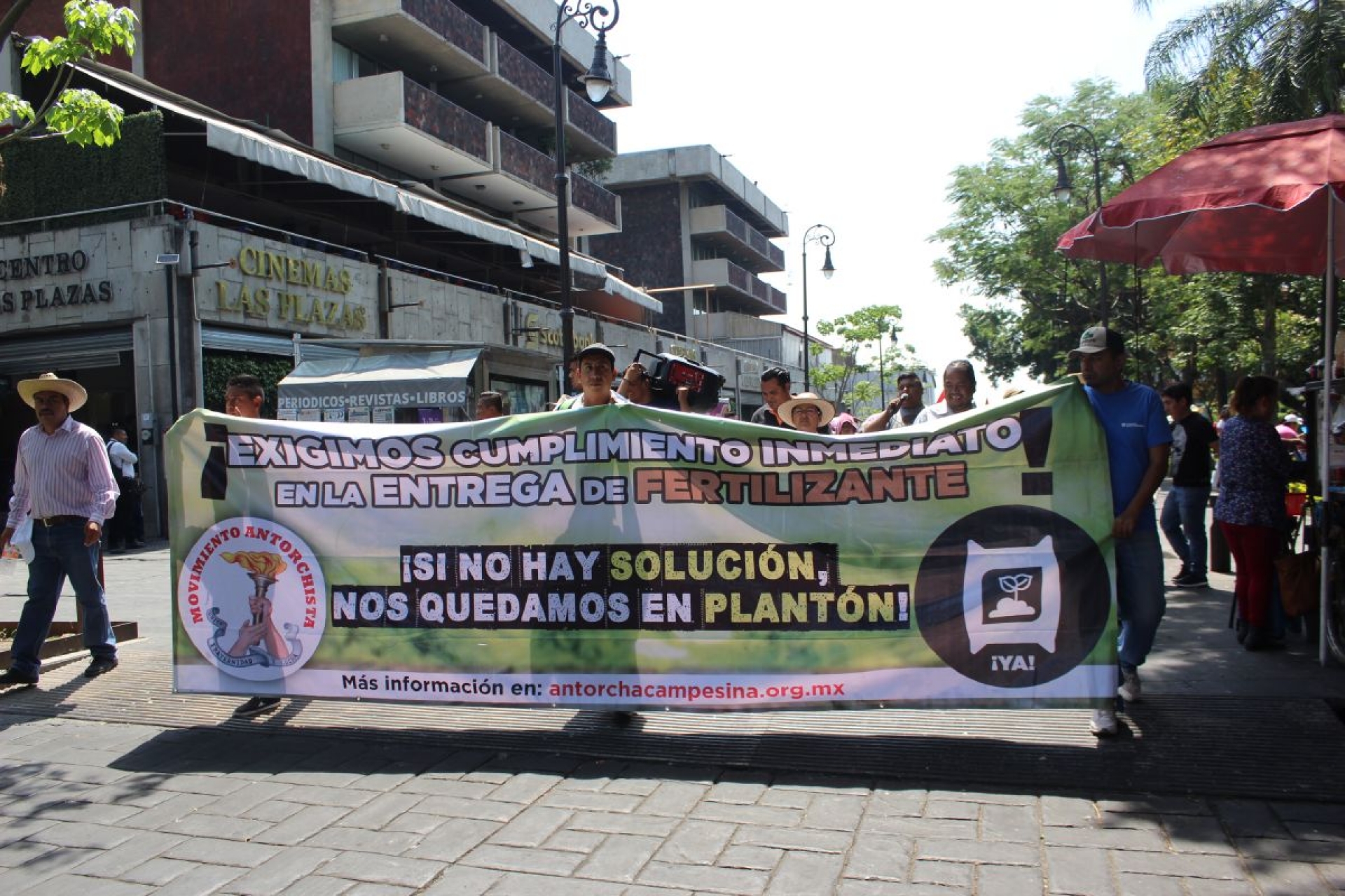 Antorchistas realizaron bloqueos