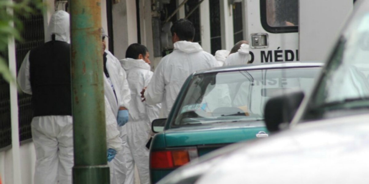 Informa FGE sobre aprehensión de otro imputado por el homicidio de un instructor de tenis y su pareja sentimental