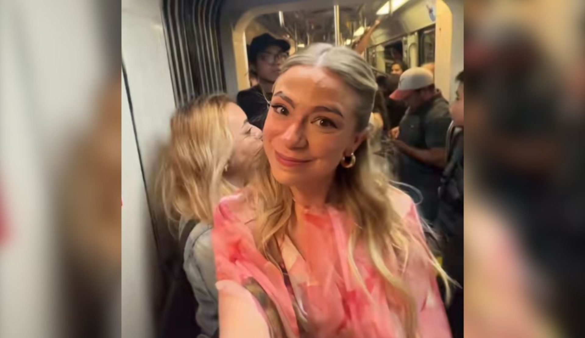 Joven genera polémica por narrar viaje en metro: 'Tenía miedo de oler feo'