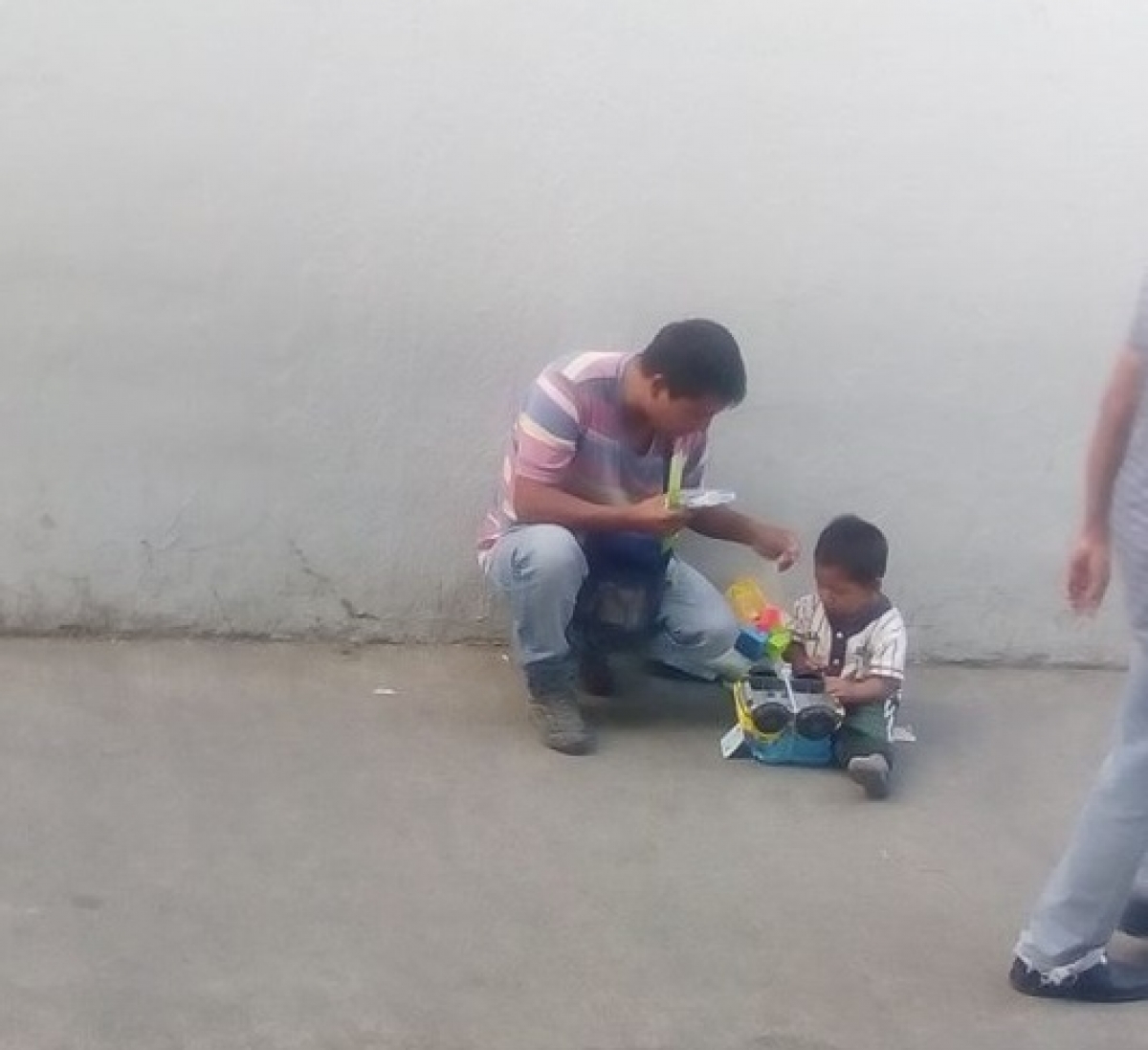VIDEO: El hermoso gesto de un soldado mexicano que se ha vuelto viral