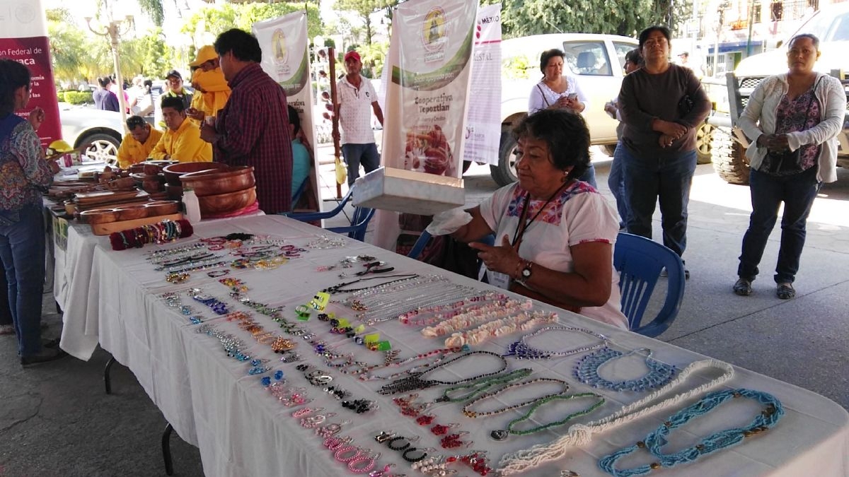 Realizan Expo Estatal de Economía Social en Miacatlán