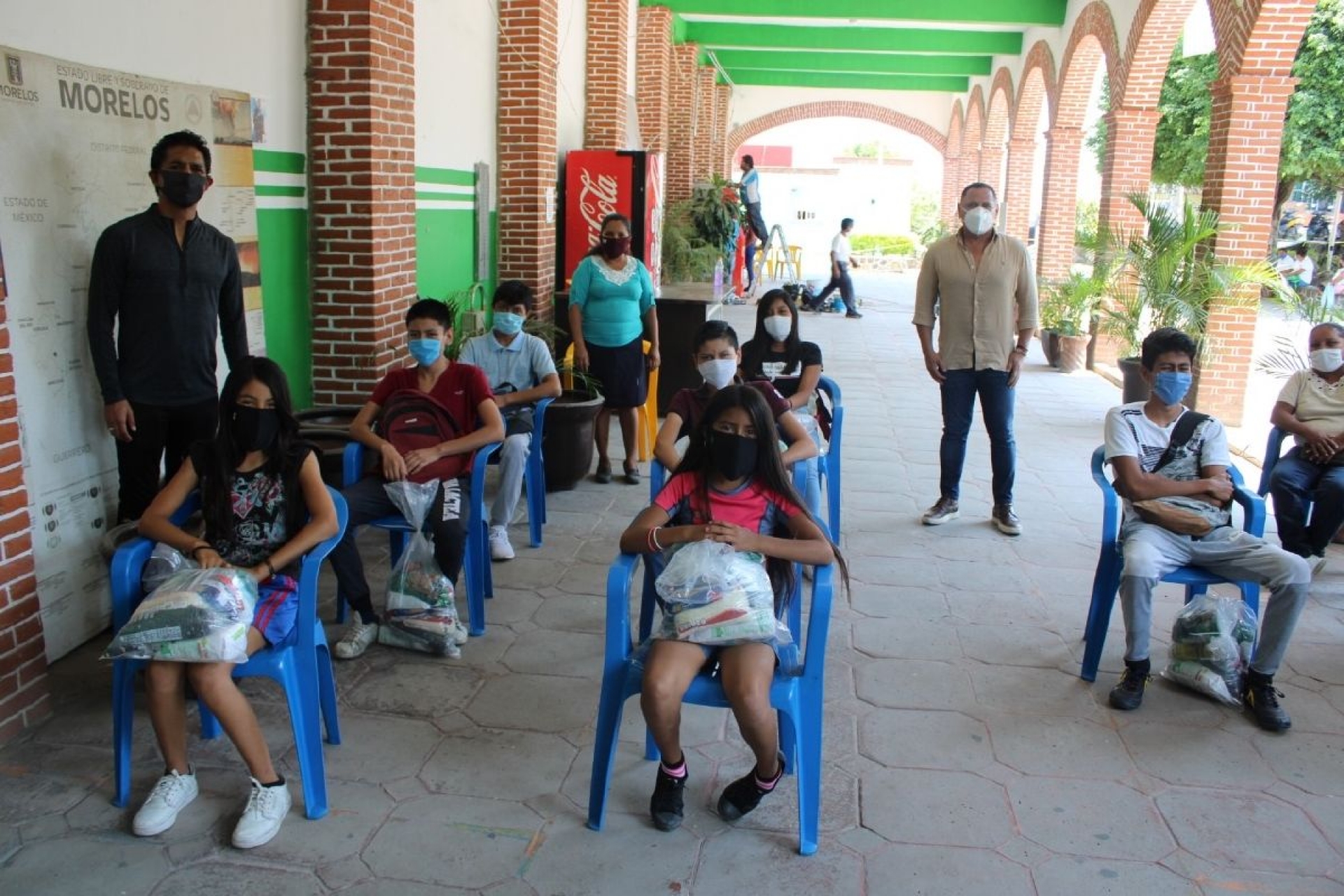 Inicia el Indem entrega de despensas a deportistas de la zona oriente