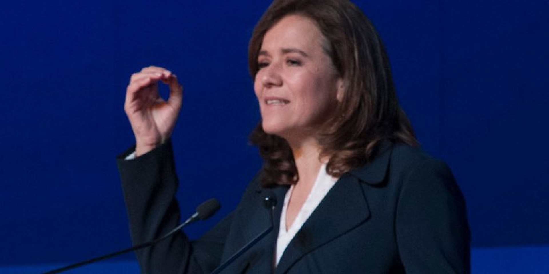 Margarita Zavala presenta su carta de renuncia a candidatura