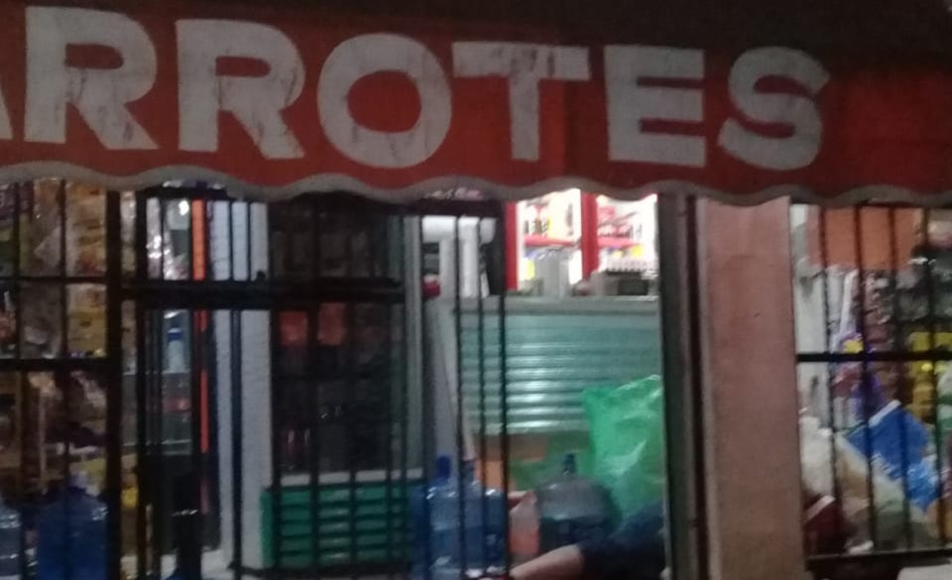 Identificadas, las víctimas de ataque a balazos en tienda de abarrotes
