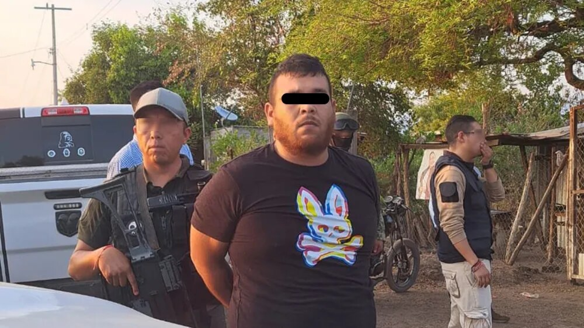Detienen a 'El Rojo', segundo implicado en homicidio de Hipólito Mora