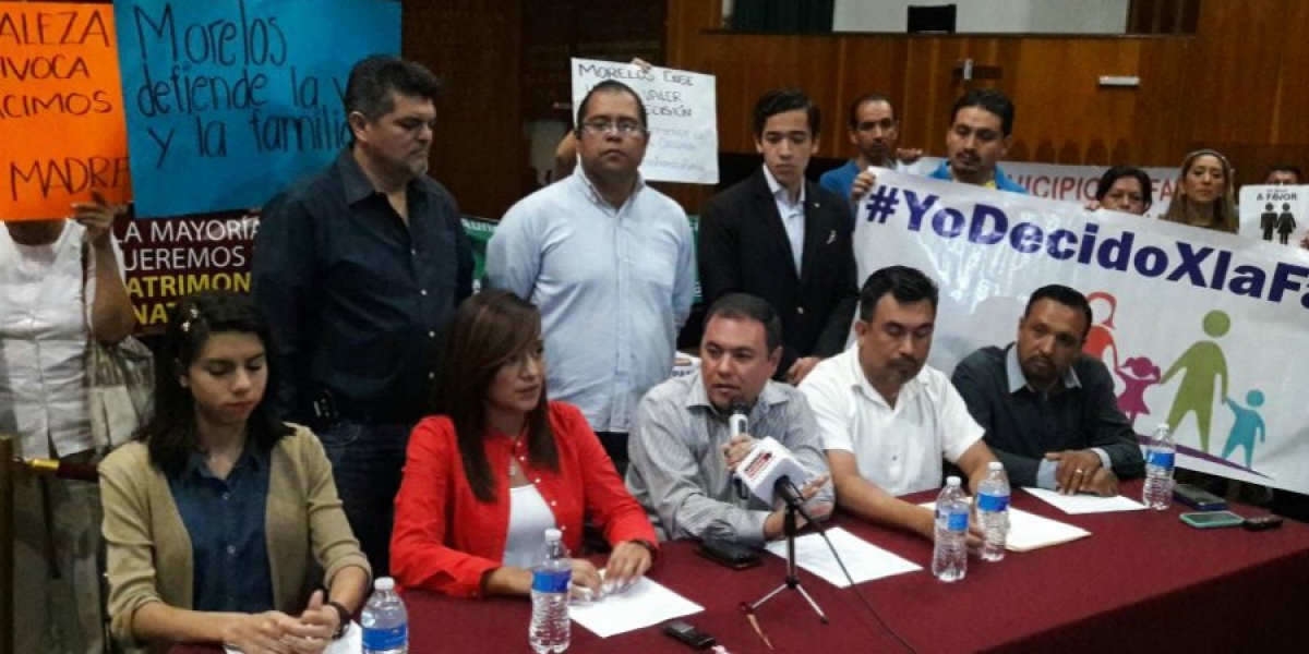 Anuncian ciudadanos de organizaciones civiles y profamilia que desalojarán el Pleno del Congreso