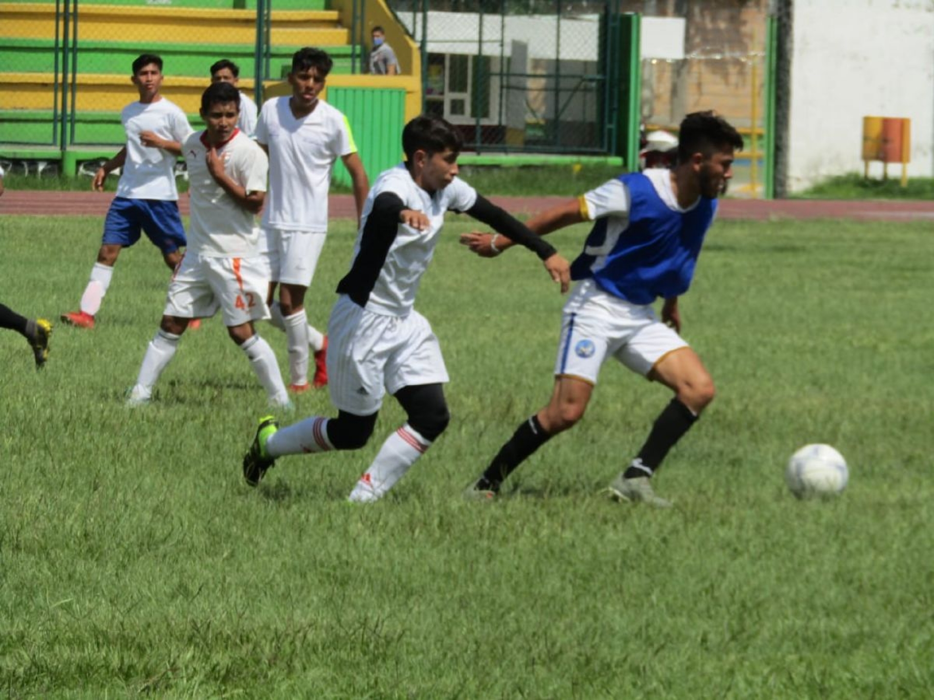 Arroceros saca provecho de partido amistoso frente a los Alebrijes