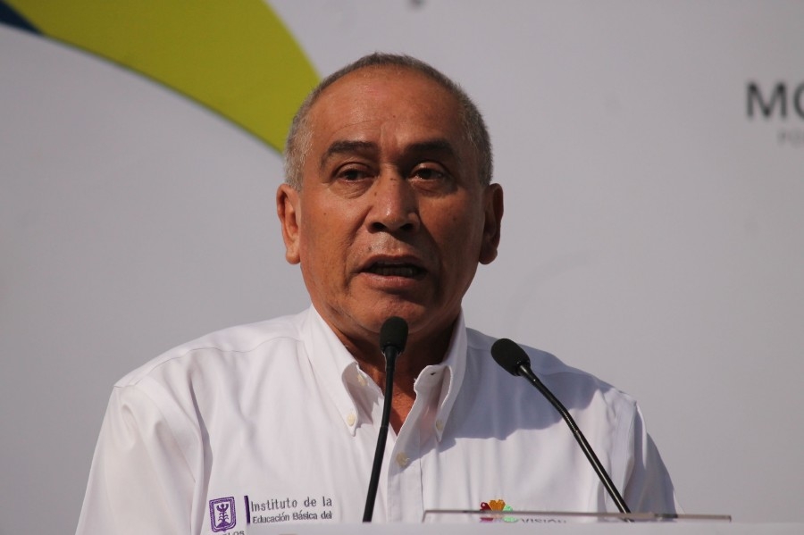 Insisten en cortar prestaciones a maestros jubilados