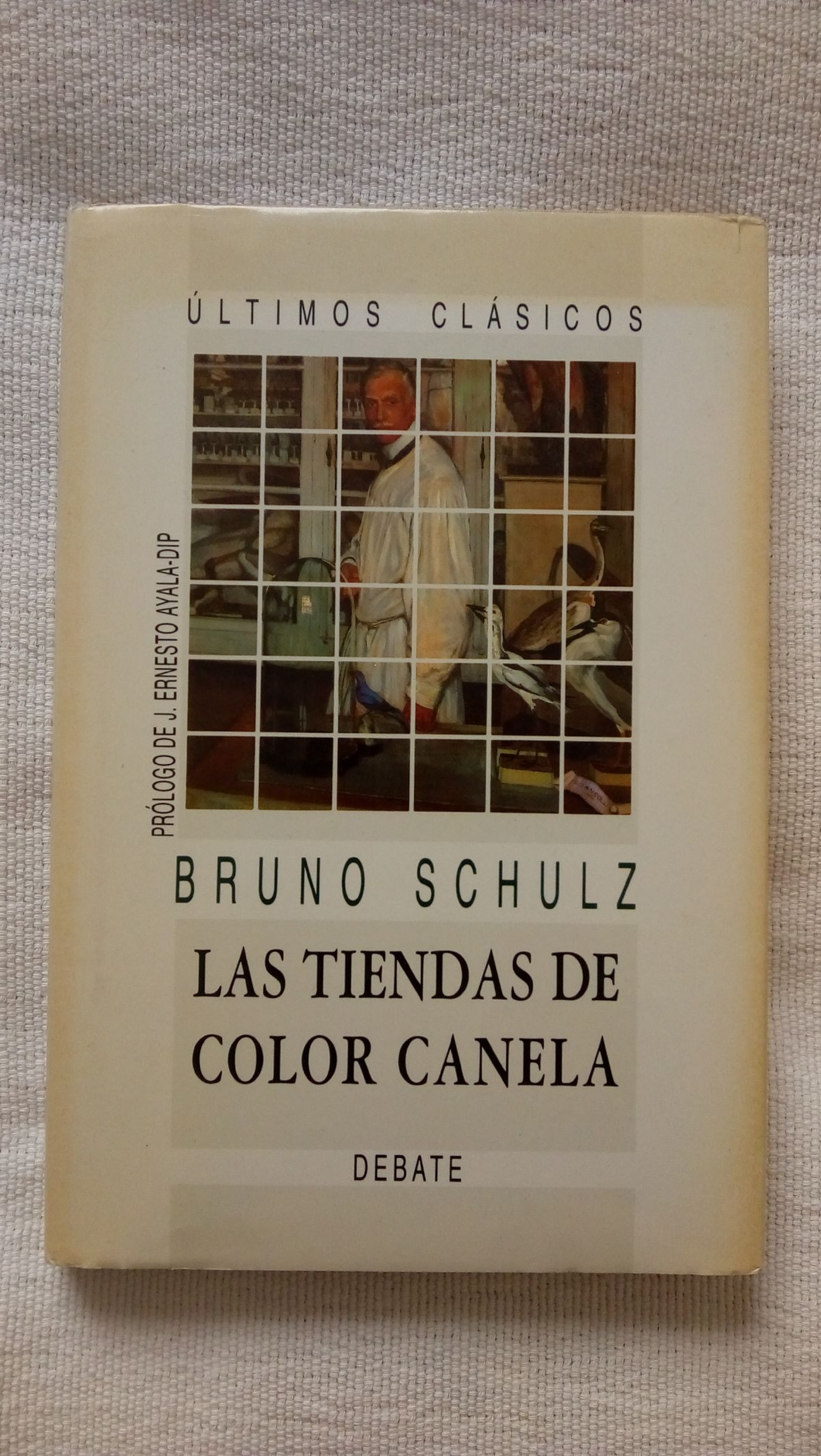 Las tiendas de color canela
