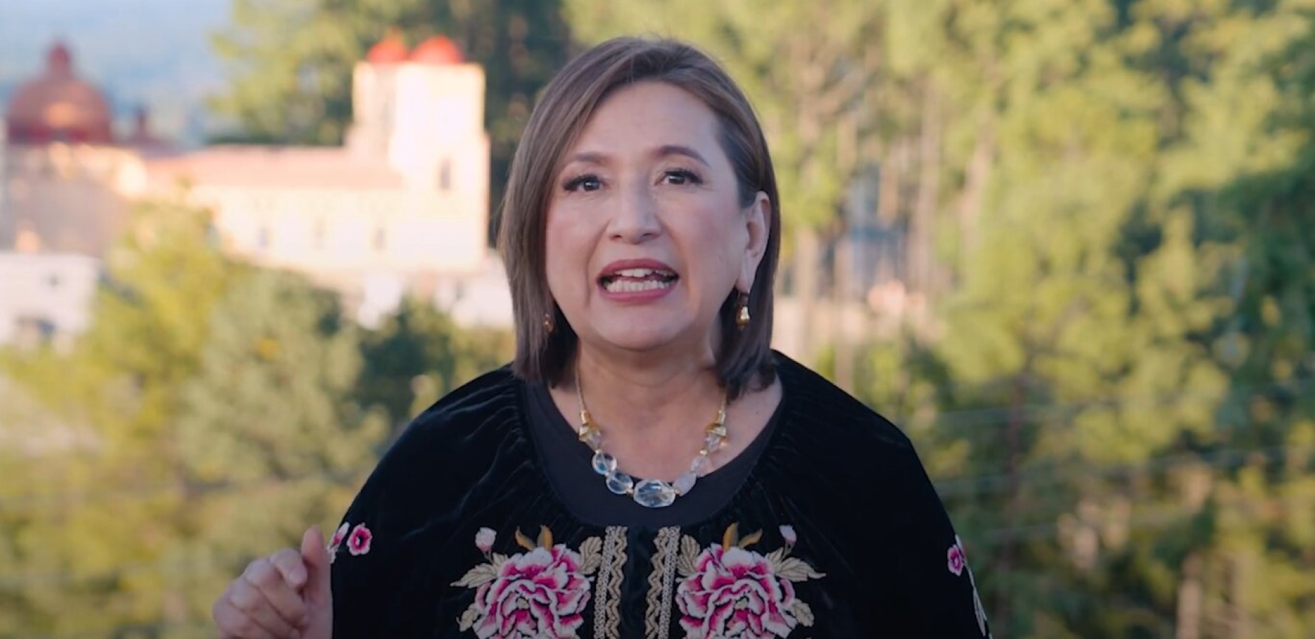 Xóchitl dedica carta a AMLO: 'Deje de reírse de la gente'