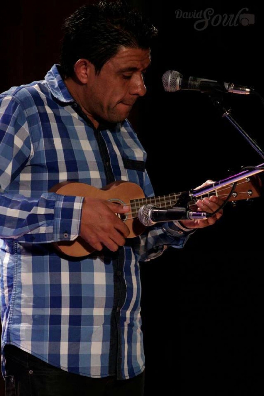 Luis Tapia considera que su música y sus letras son evolutivas