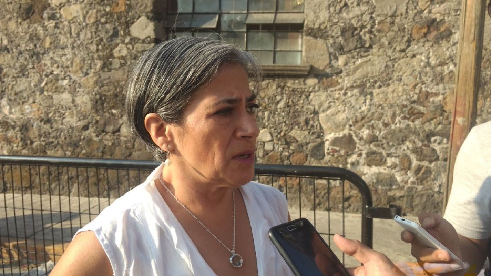 Constructora arreglará los daños en las calles recién remodeladas