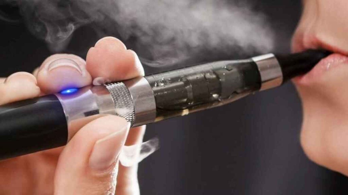 Estados Unidos autoriza primeros cigarros electrónicos