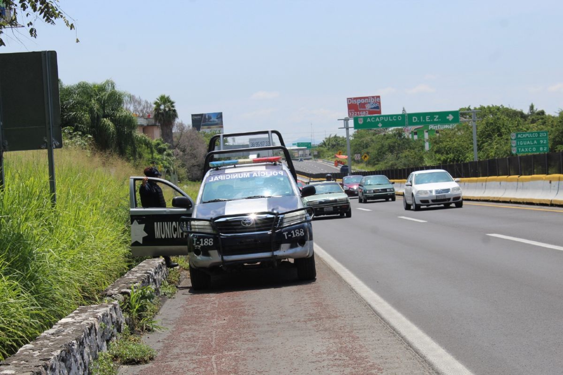 Hallan muerto a un pepenador en la México-Acapulco