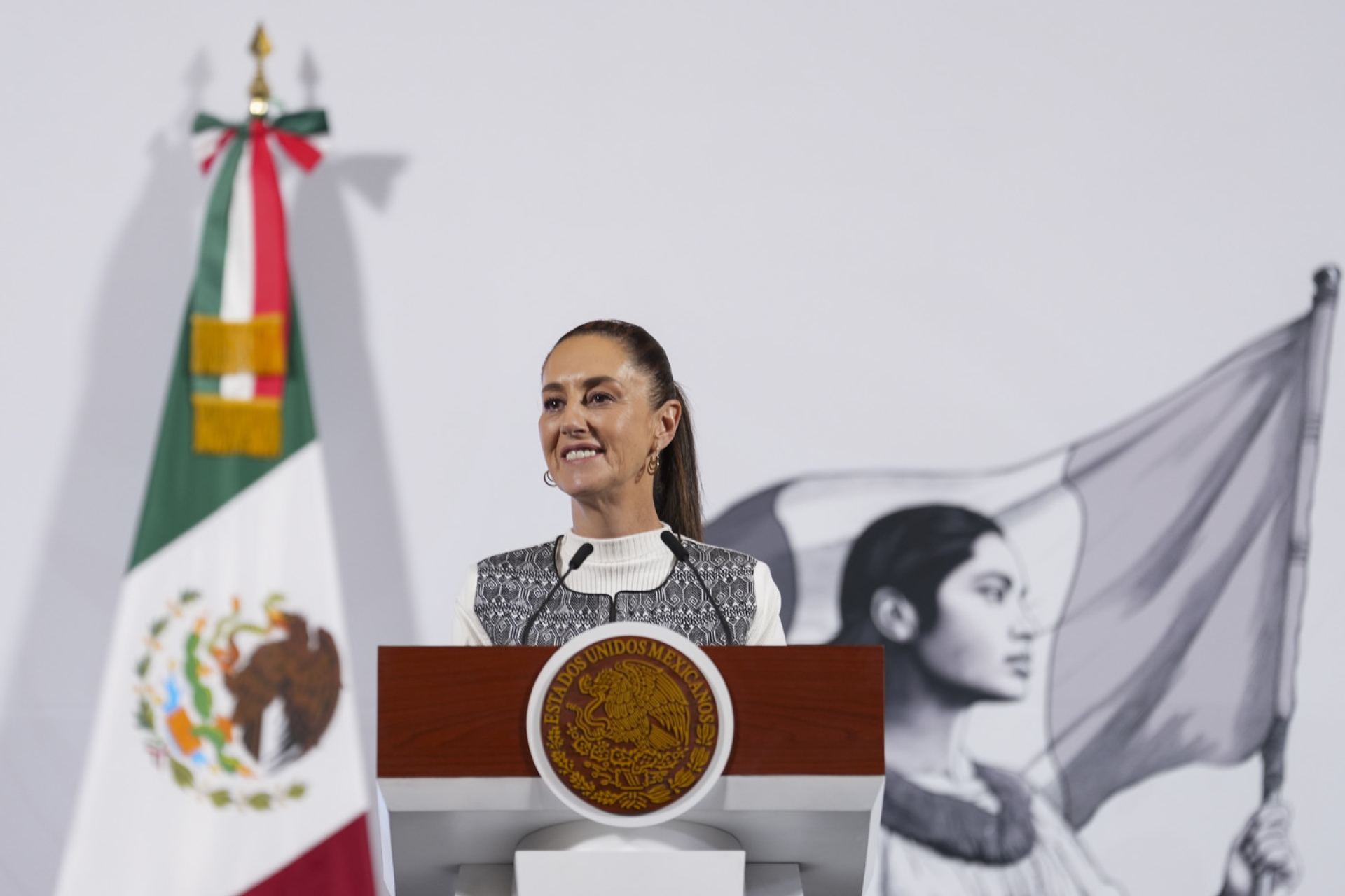 Sheinbaum defiende a AMLO tras críticas por caso Teuchitlán: 'Ya déjenlo en paz'