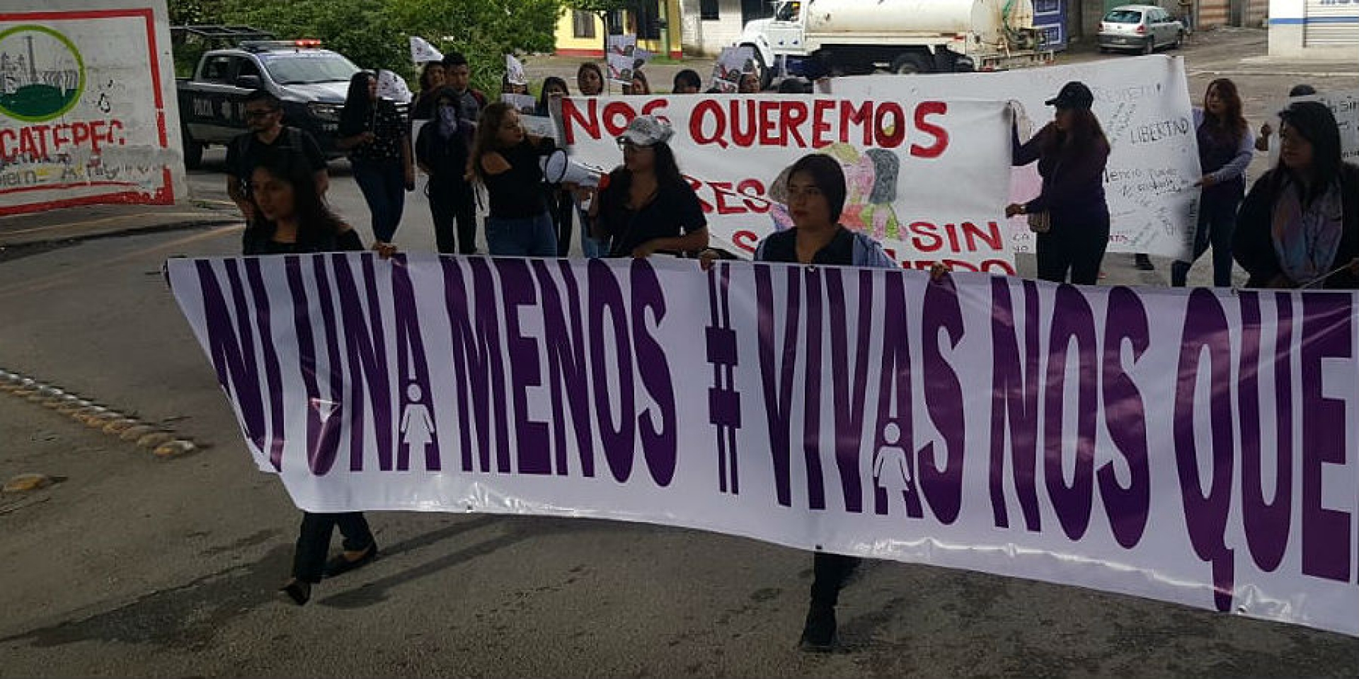 Marchan estudiantes de la UPN en Zacatepec contra feminicidios