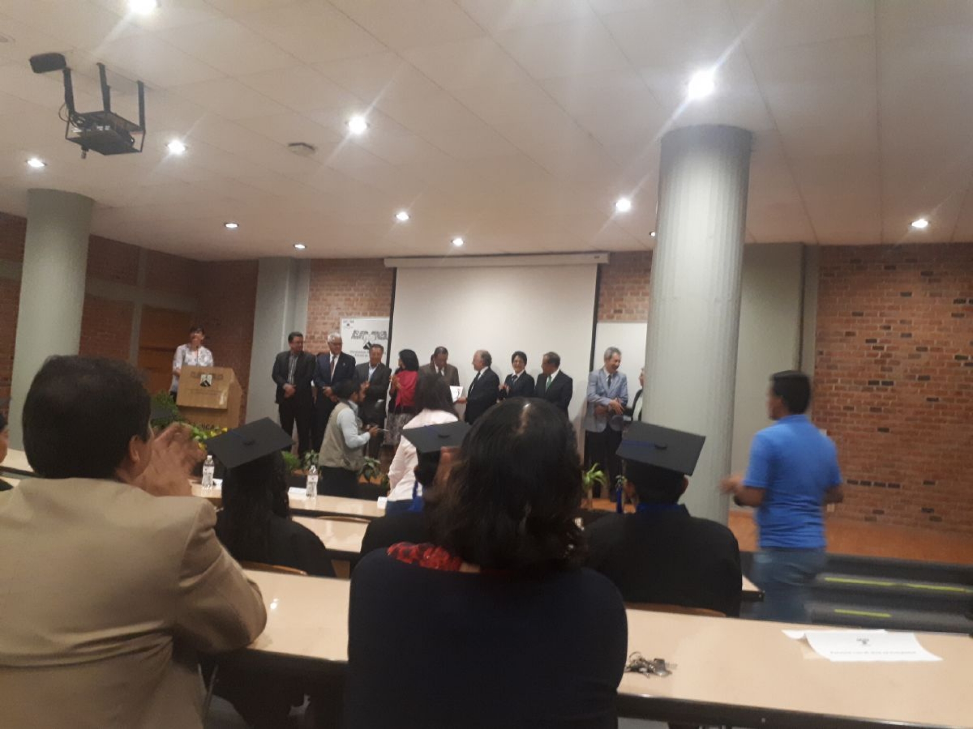 La UAEM debe fortalecer su vinculación con las empresas: Urquiza