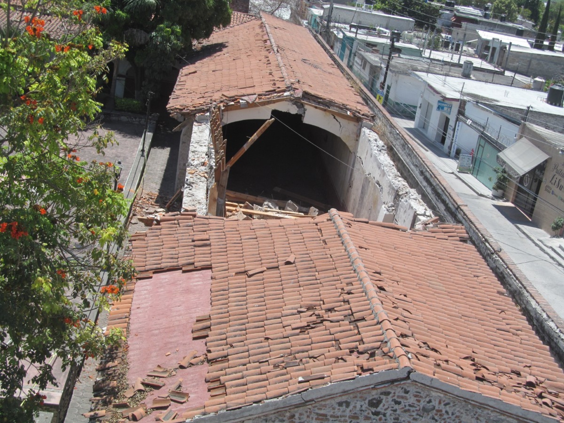 Sin recursos para reparar ex hacienda San Juan Reina en Tlaquiltenango