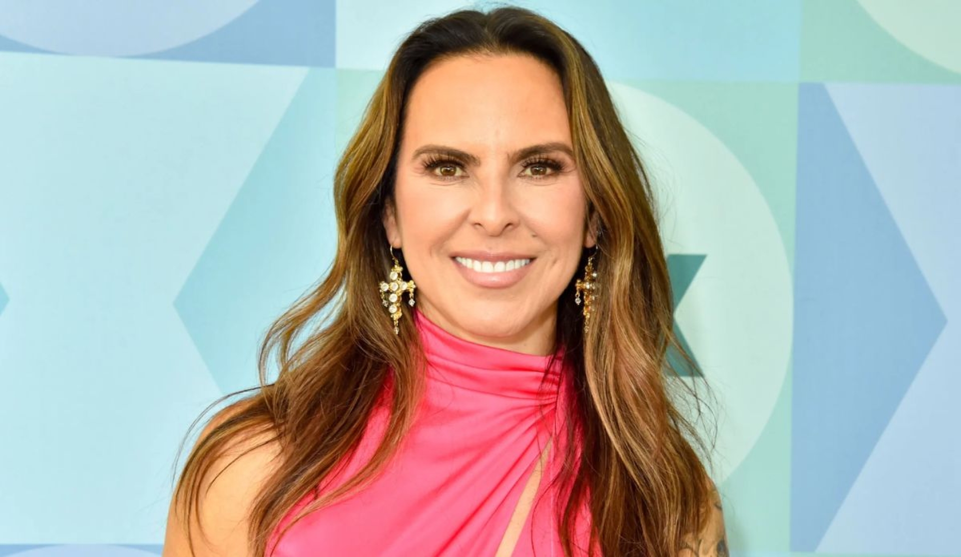 Kate del Castillo envía mensaje a migrantes ante redadas en EE.UU.: 'Nuestra fuerza está en la dignidad'