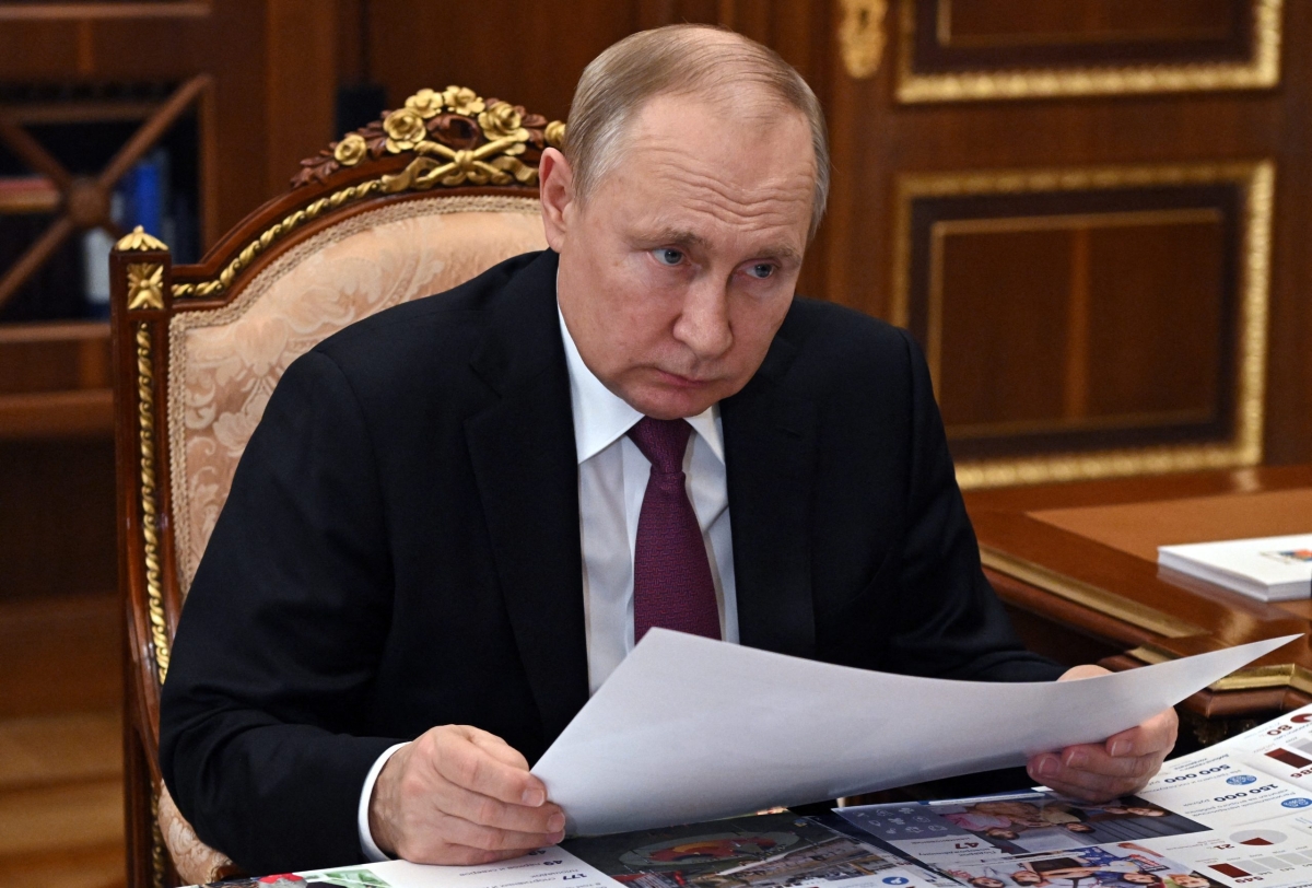 Putin acusa a Ucrania de crímenes 'neonazis' en conmemoración del Holocausto