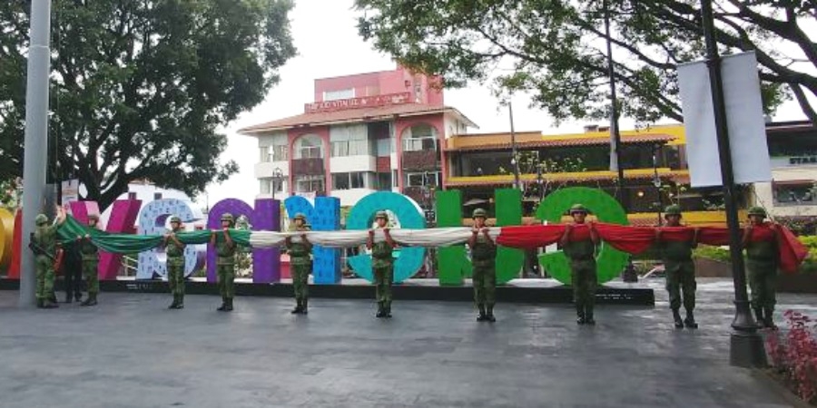 Inician actos protocolarios del mes patrio