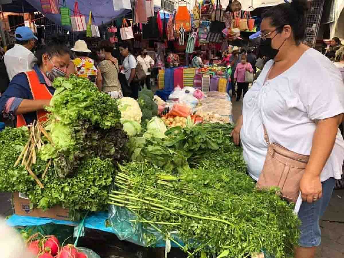 Sin recuperarse, ventas en tianguis de los martes de Tetecala