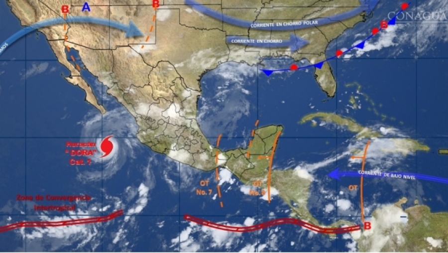 Huracán 'Dora' se aleja de costas mexicanas pero seguirá causando lluvias