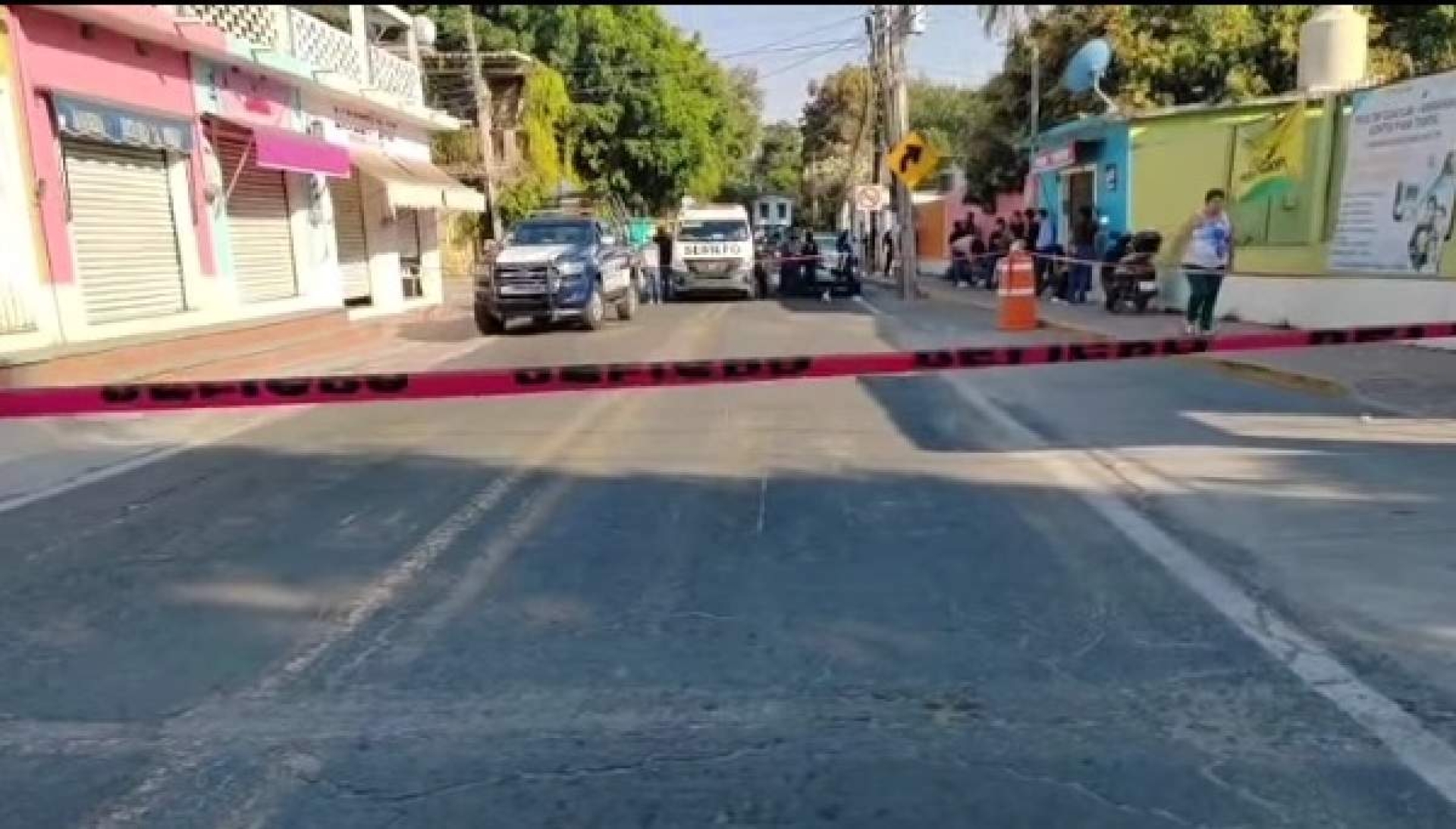 Lo acribillaron en una barbería