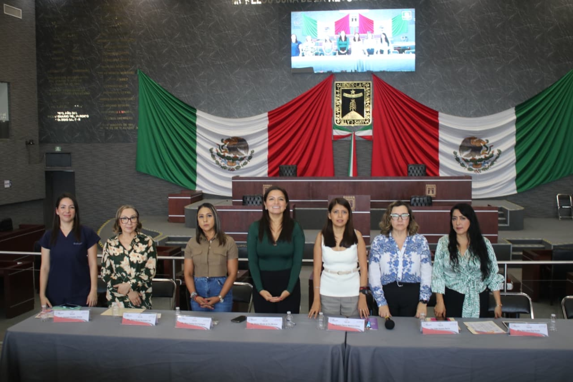 Promueve Congreso importancia de la salud integral femenina con el conversatorio 'La salud de la mujer: espacios de diálogo'
