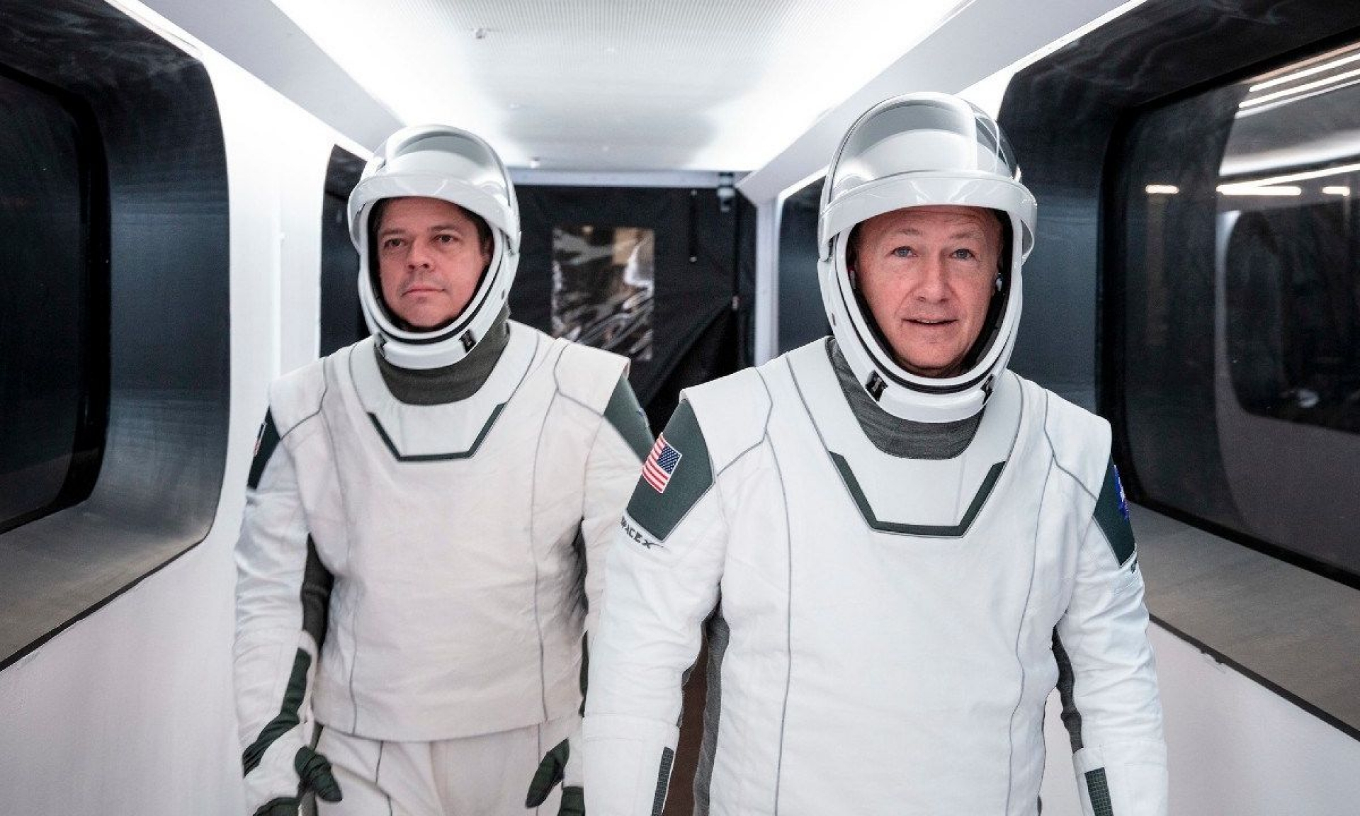 Astronautas de la NASA y SpaceX regresan a la Tierra en agosto