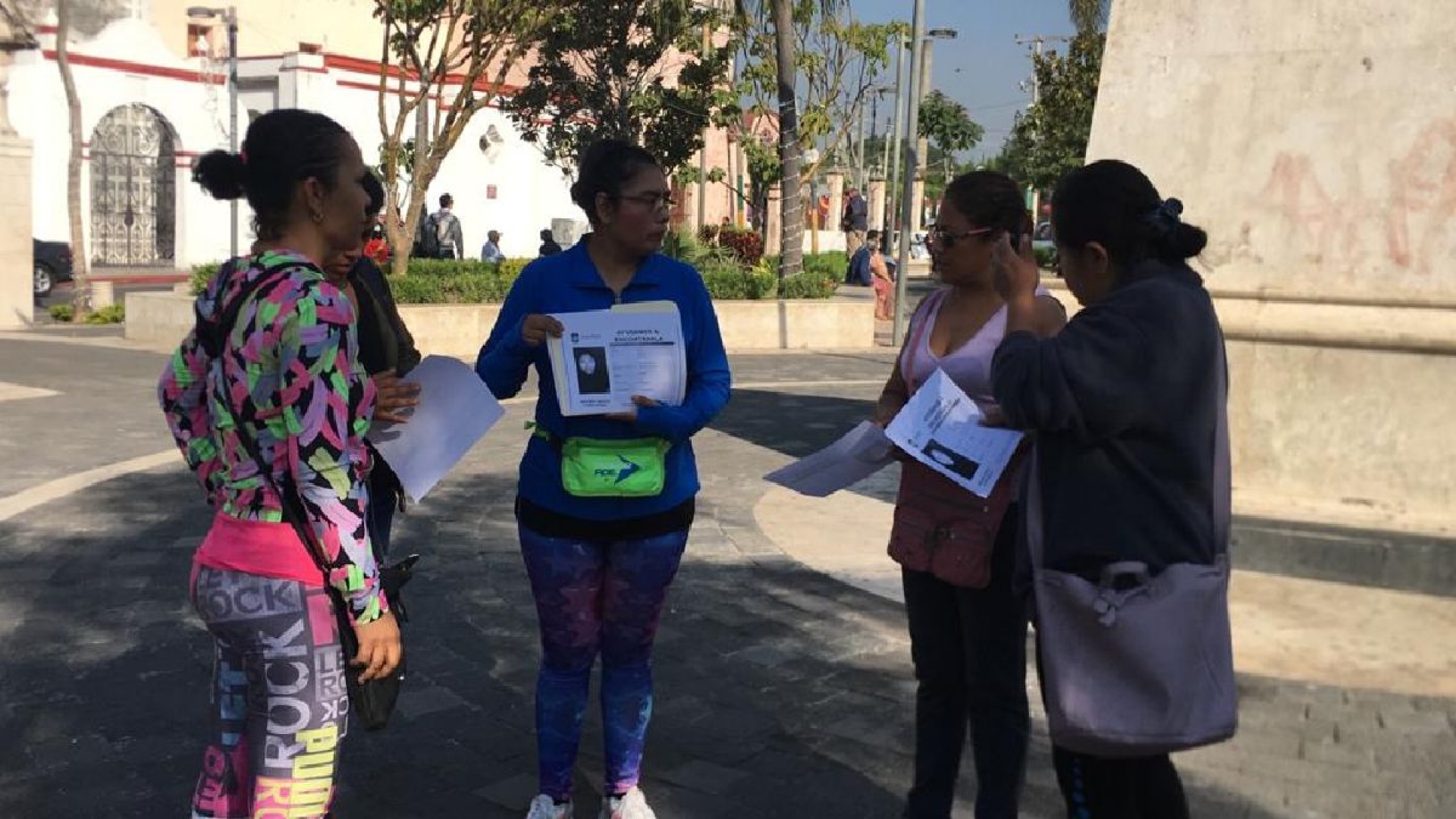 Piden acelerar búsqueda de maestra desaparecida