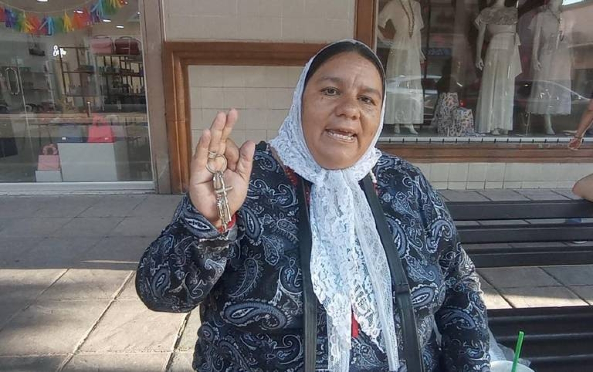 'Señora católica' enfurece contra Peso Pluma y sus corridos bélicos